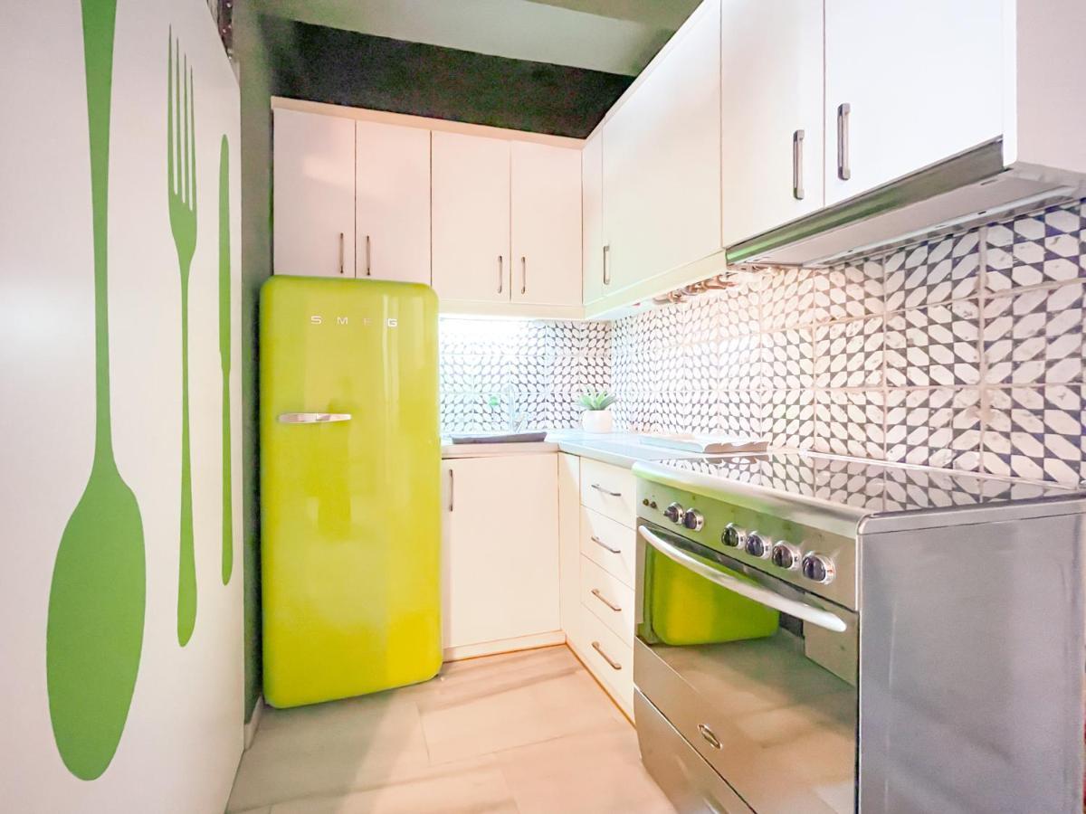 Loft 1 Bedroom Apartment In The Heart Of Athén Kültér fotó
